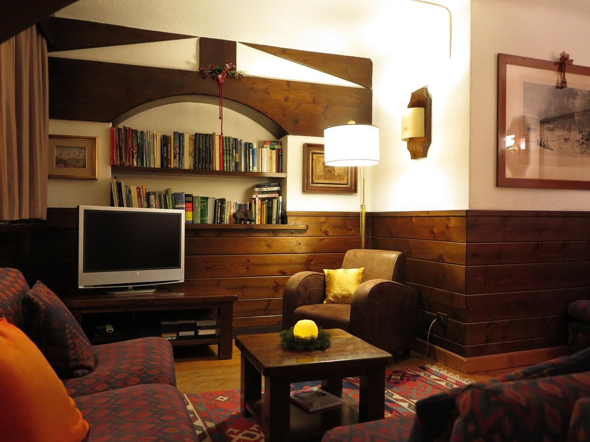 Hotel Fosson Breuil-Cervinia Zewnętrze zdjęcie
