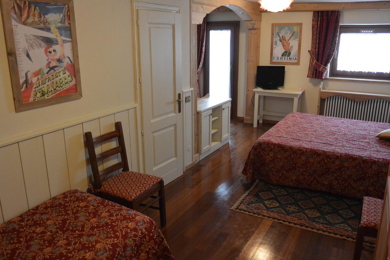 Hotel Fosson Breuil-Cervinia Zewnętrze zdjęcie